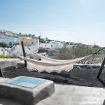 Vila Sophia Finikia *