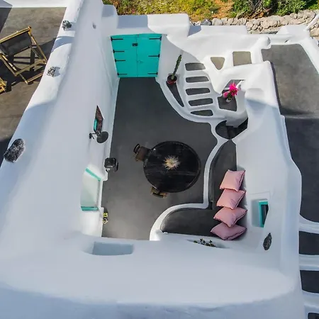 Sophia Finikia Oia (Santorini)