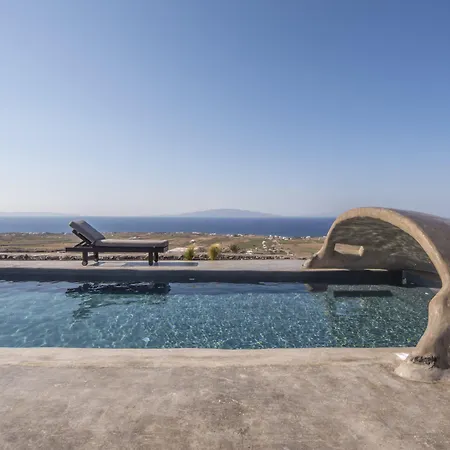 Sophia Finikia * Oia (Santorini)