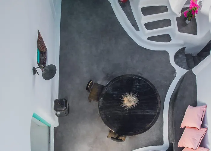 Sophia Finikia * イア