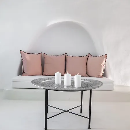 Sophia Finikia * Ía